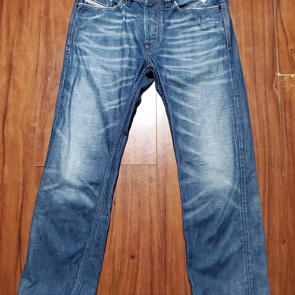 Diesel Industry Jeans Made in Italy Viker R Box Denim Jeans Pants  Size 32 x 32 - Picture 9 of 9